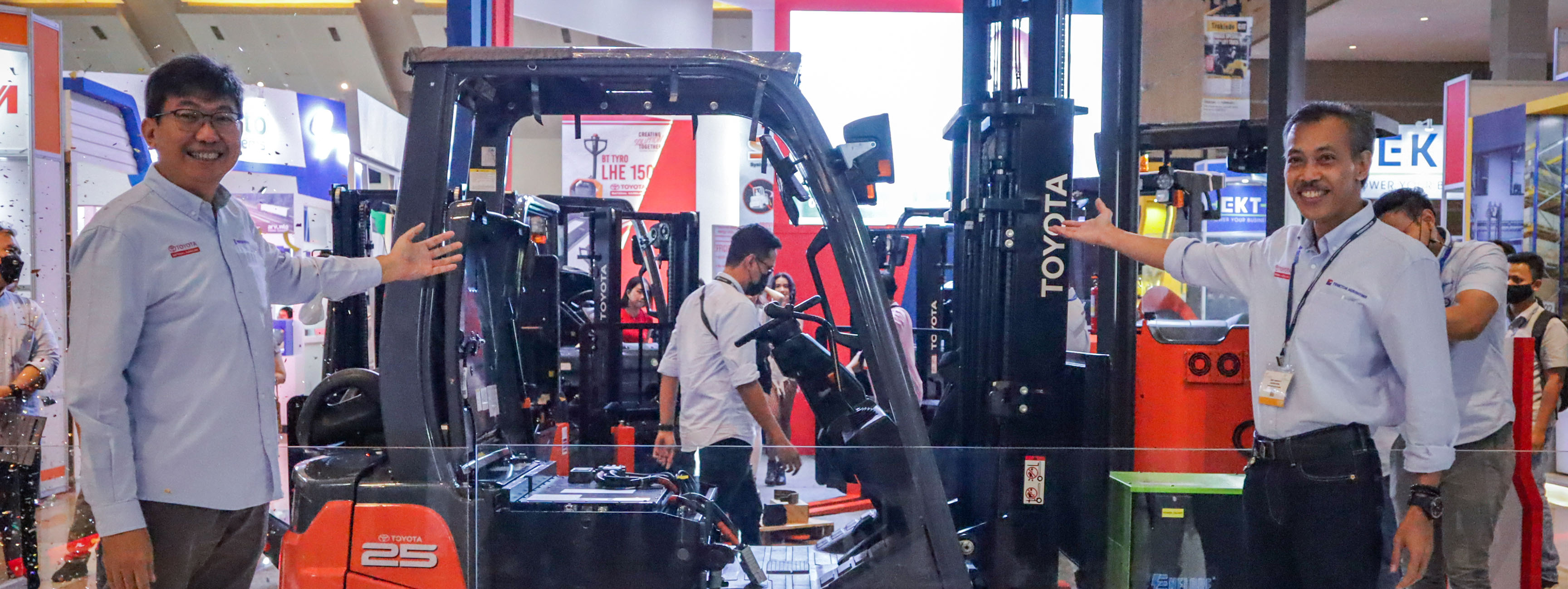 Forklift expo 03